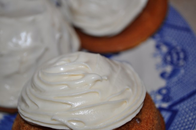 mini carrot cakes
